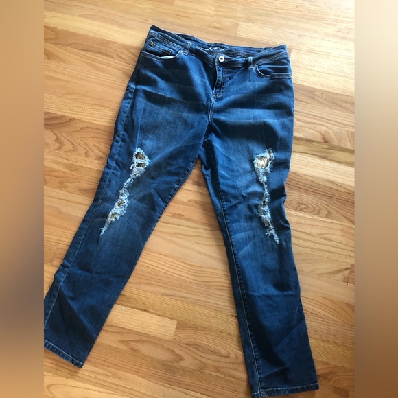 INC size 16 jeans. - Picture 1 of 6